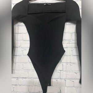 Zara Sweetheart Black Ribbed Bodysuit